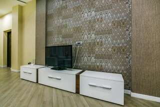 Апартаменты Cozy Ferrari Apartment with full amenities by Time Group Баку Апартаменты-40