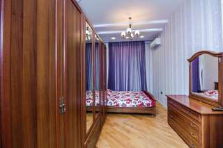 Апартаменты Cozy Ferrari Apartment with full amenities by Time Group Баку Апартаменты-43