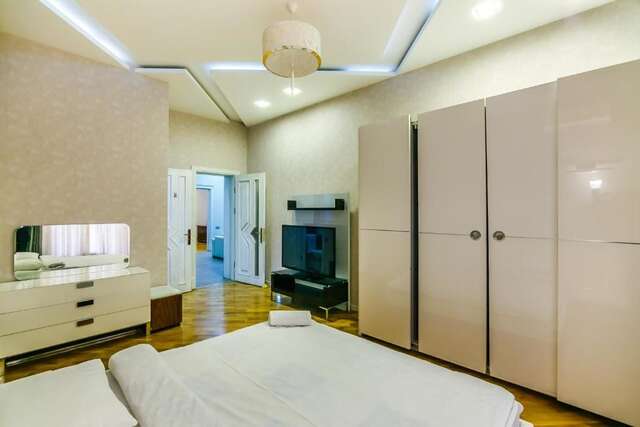 Апартаменты Cozy Ferrari Apartment with full amenities by Time Group Баку-41